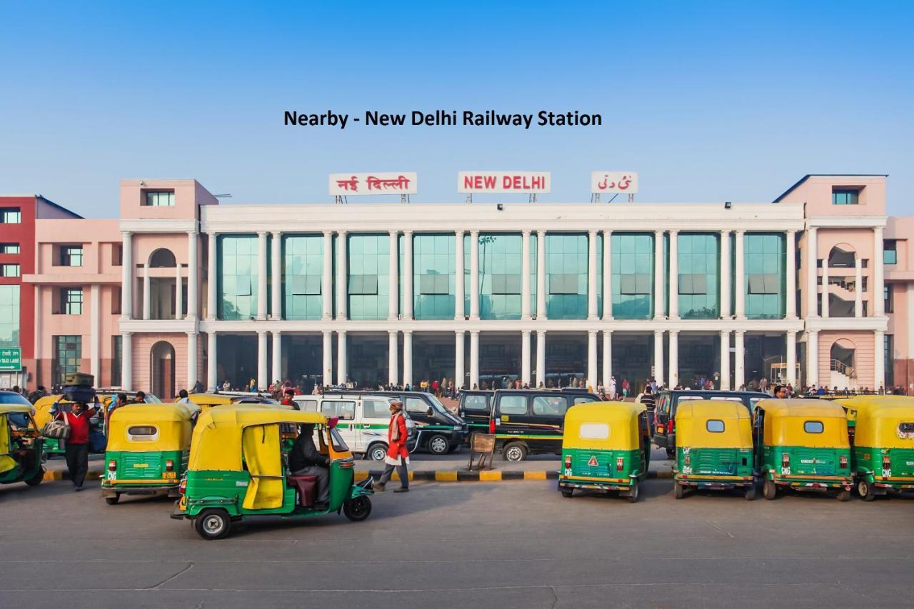 Capital O 10750 Hotel Vivek Új-Delhi Kültér fotó