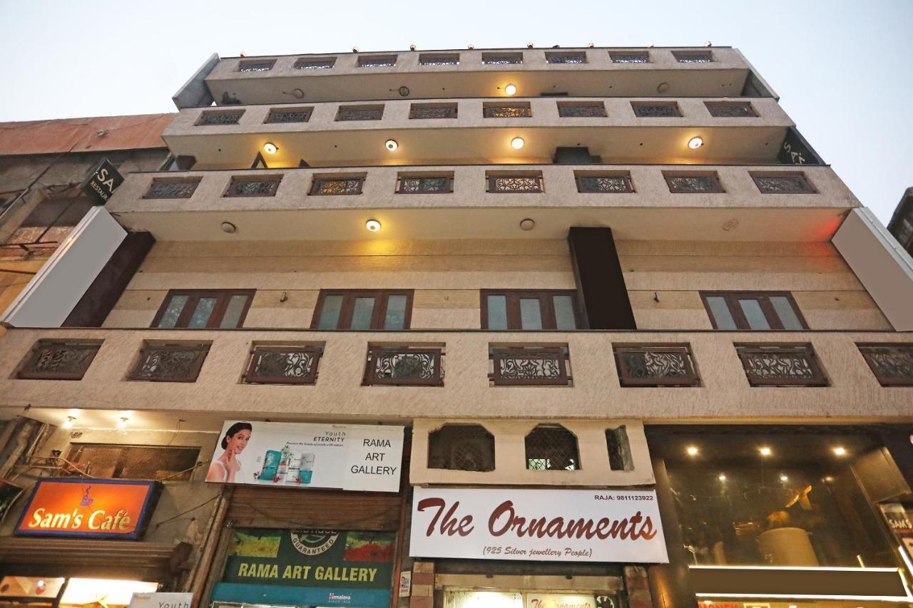 Capital O 10750 Hotel Vivek Új-Delhi Kültér fotó