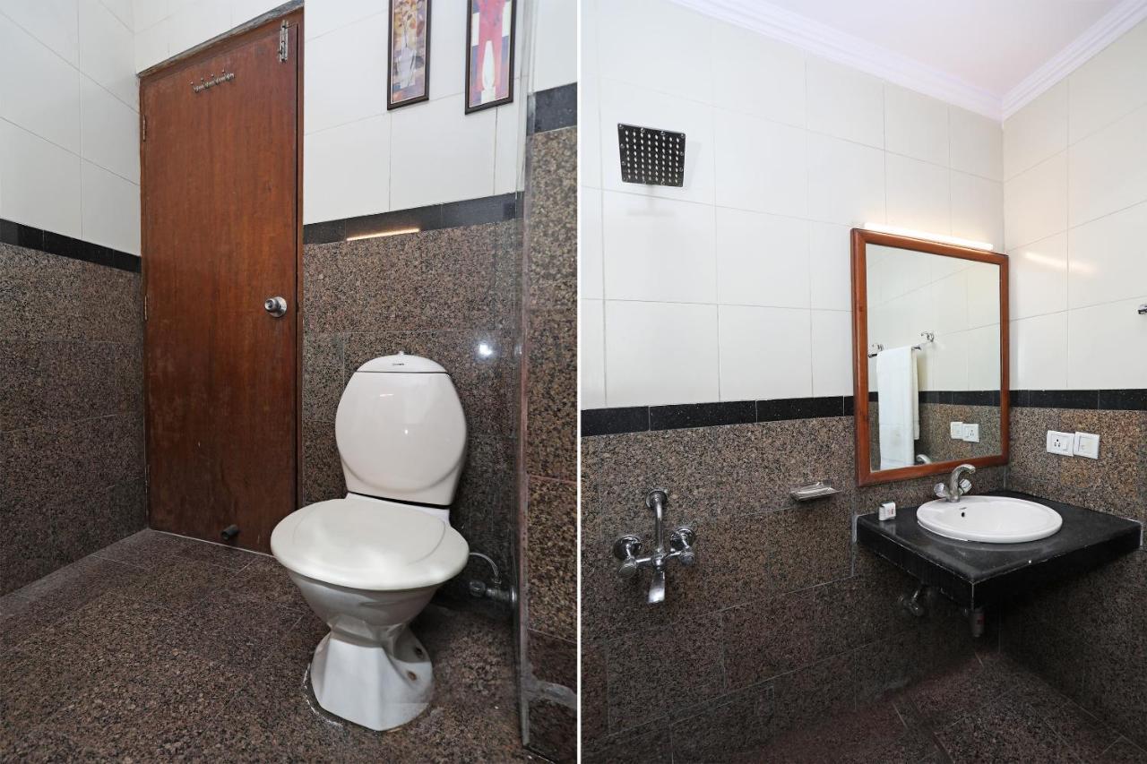 Capital O 10750 Hotel Vivek Új-Delhi Kültér fotó
