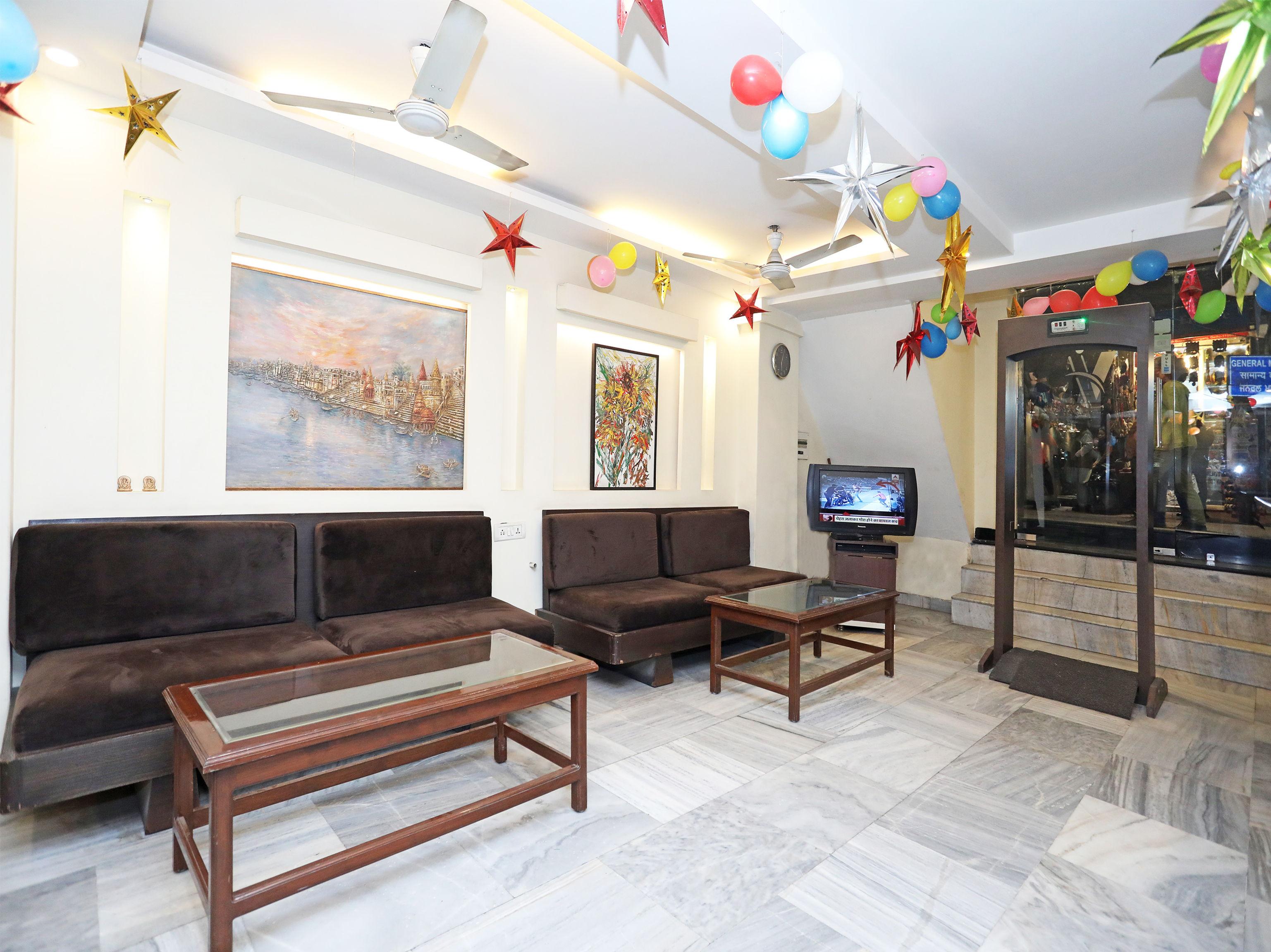 Capital O 10750 Hotel Vivek Új-Delhi Kültér fotó